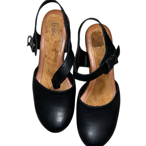 B.O.C.  Mary Jane Platform Shoe's Size 9 Med Classic Rounded Toe Sandals - Picture 2 of 5